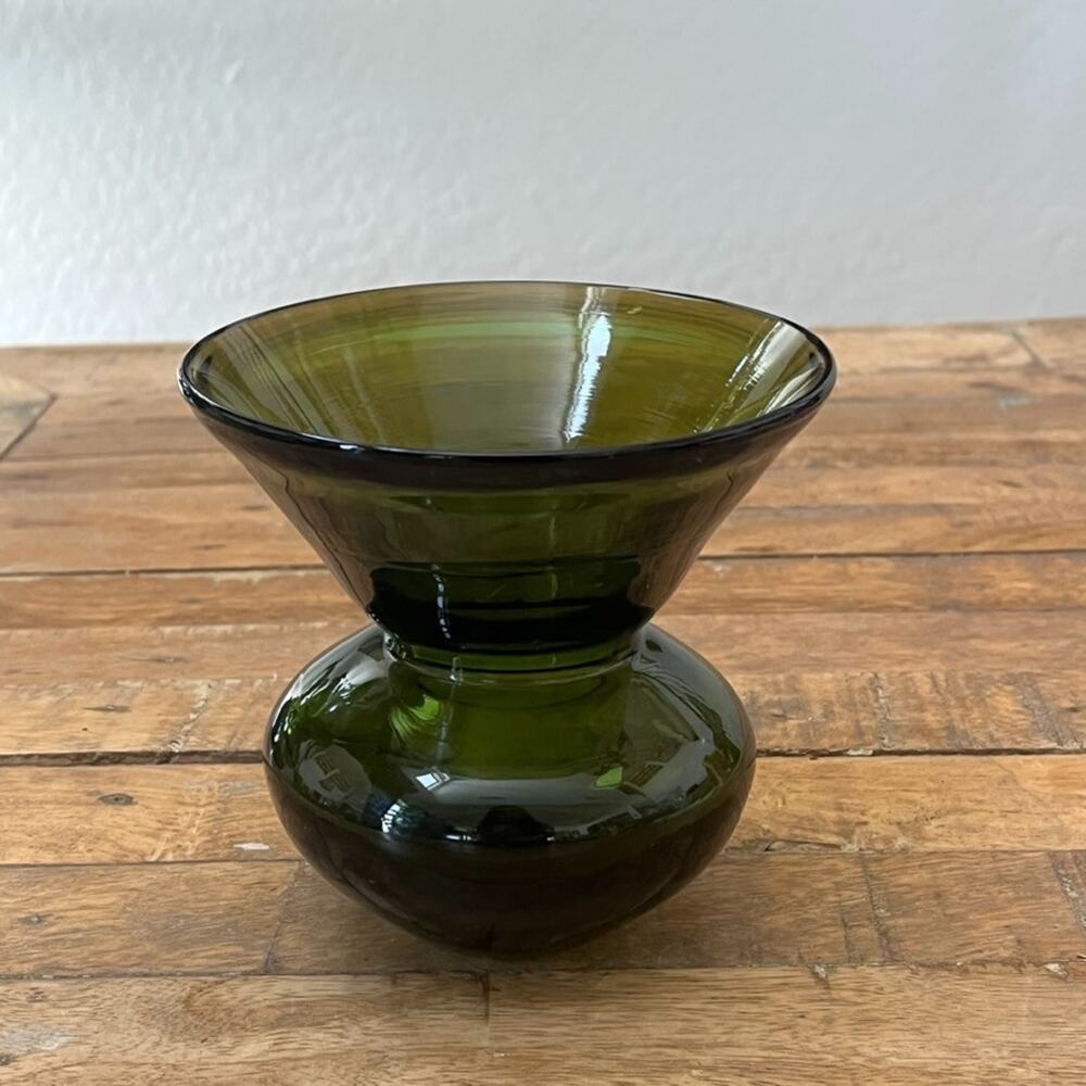Vintage Mid-Century Hand Blown Green Spittoon Glass Vase Bulbous Wide Mouth
